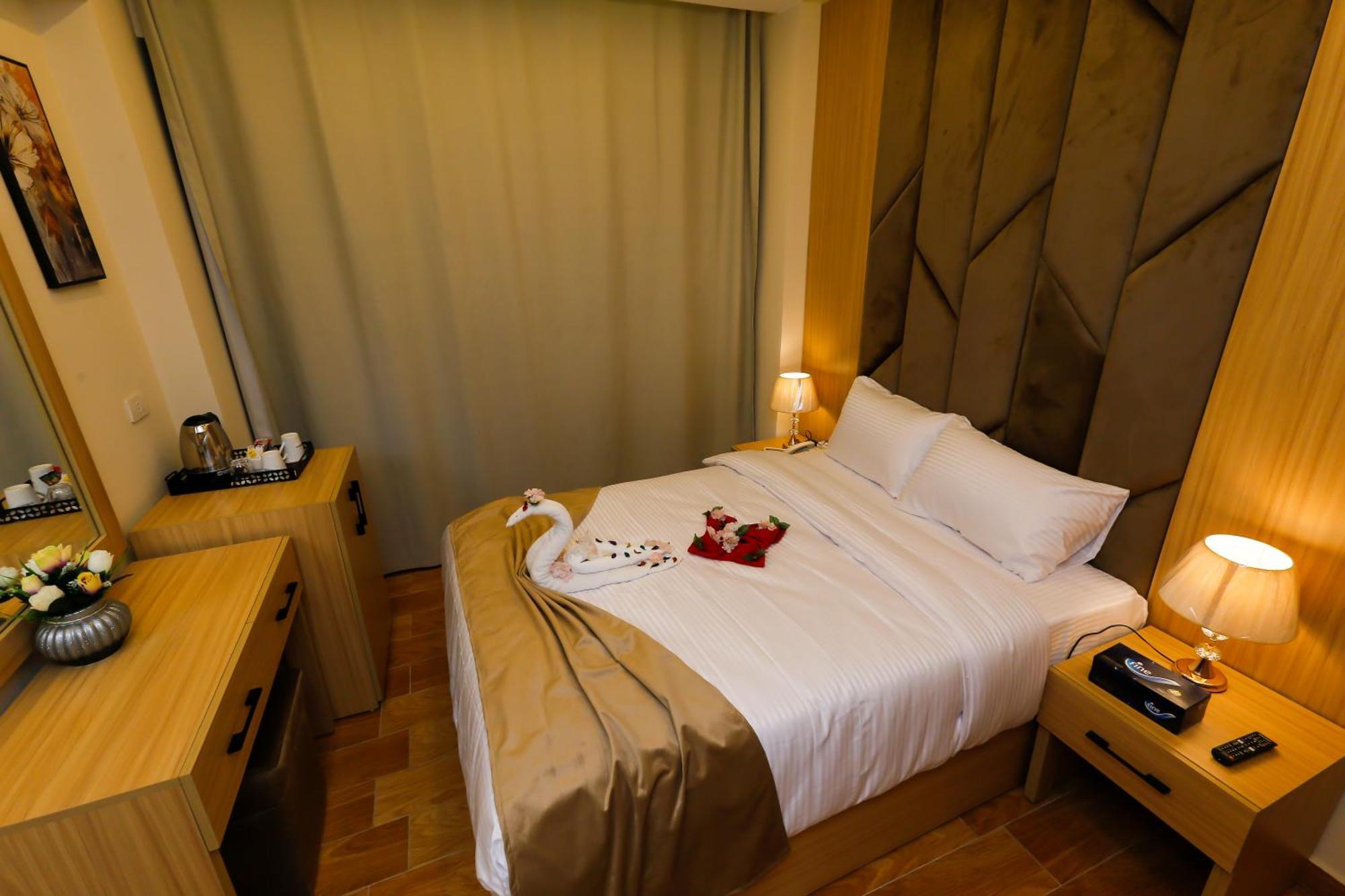 Rizk Pyramids View Hotel Kafret el-Gabal Buitenkant foto